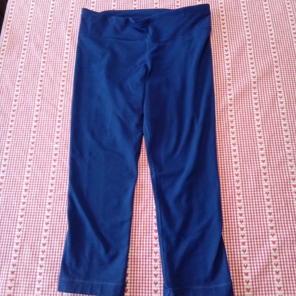 Under Armour Pants - Under Armour Blue Cropped Leggings Size XS or Small